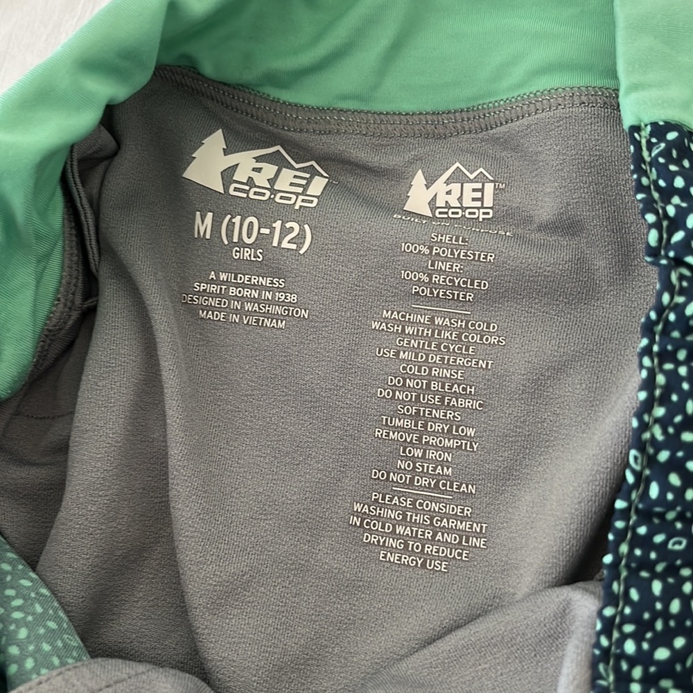 REI shorts - Picture 4 of 5